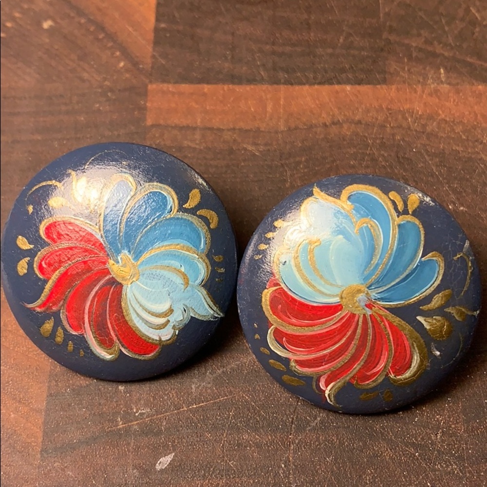 Hand painted 1-of-the-kind flower earrings antique